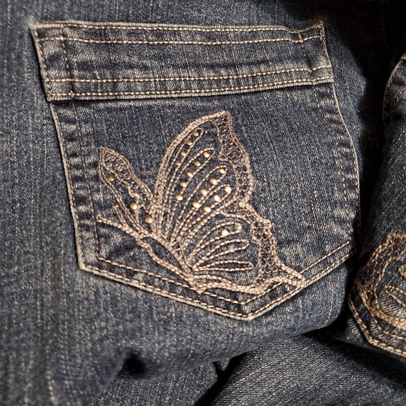 Bermuda shorts - Picture 3 of 3